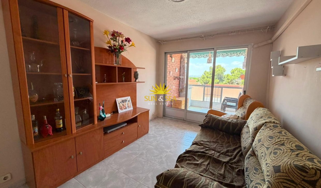 Resale - Apartment - Torrevieja - Centro
