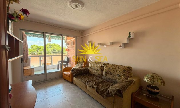 Resale - Apartment - Torrevieja - Centro
