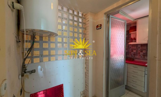 Resale - Apartment - Torrevieja - Centro