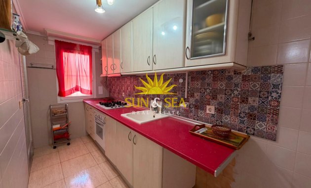 Resale - Apartment - Torrevieja - Centro
