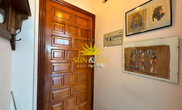 Resale - Apartment - Torrevieja - Centro
