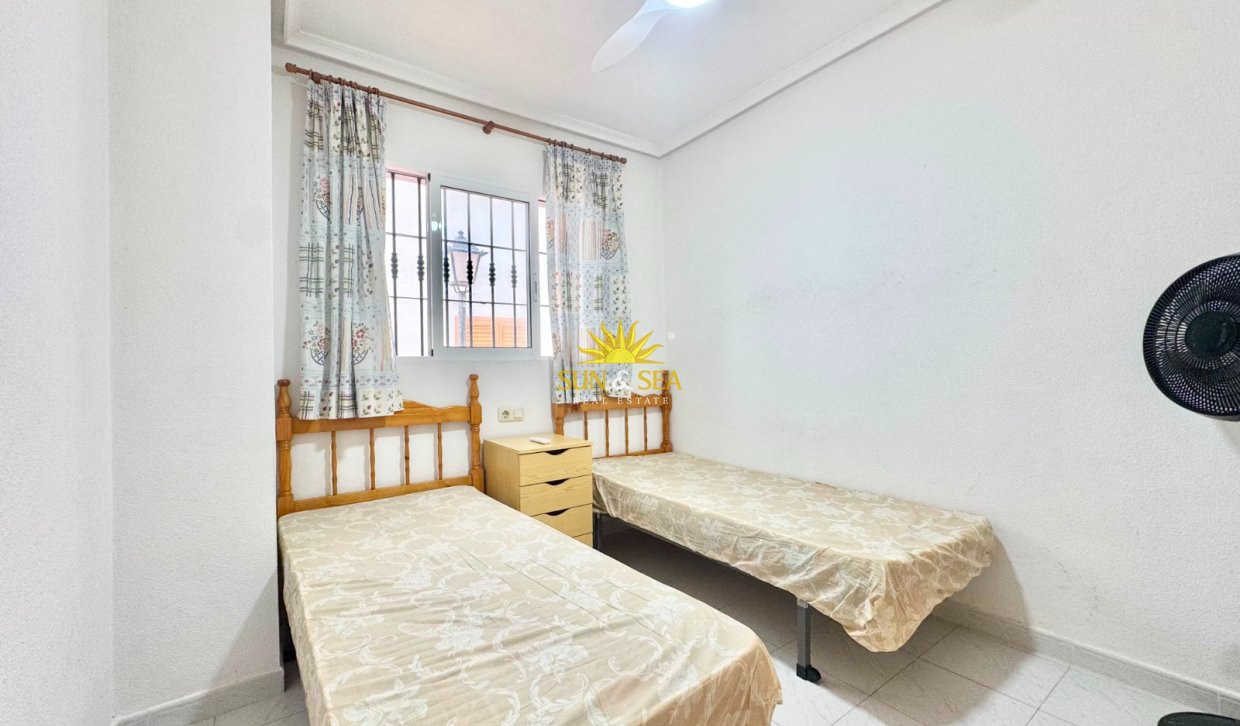 Alquiler a largo plazo - Apartamento - Torrevieja - torrevieja