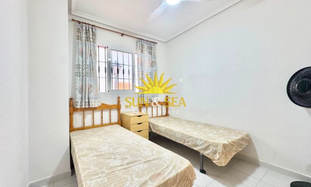 Alquiler a largo plazo - Apartamento - Torrevieja - torrevieja