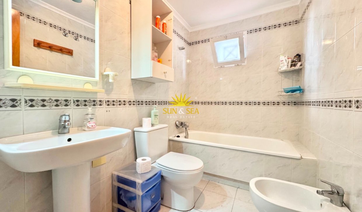 Alquiler a largo plazo - Apartamento - Torrevieja - torrevieja