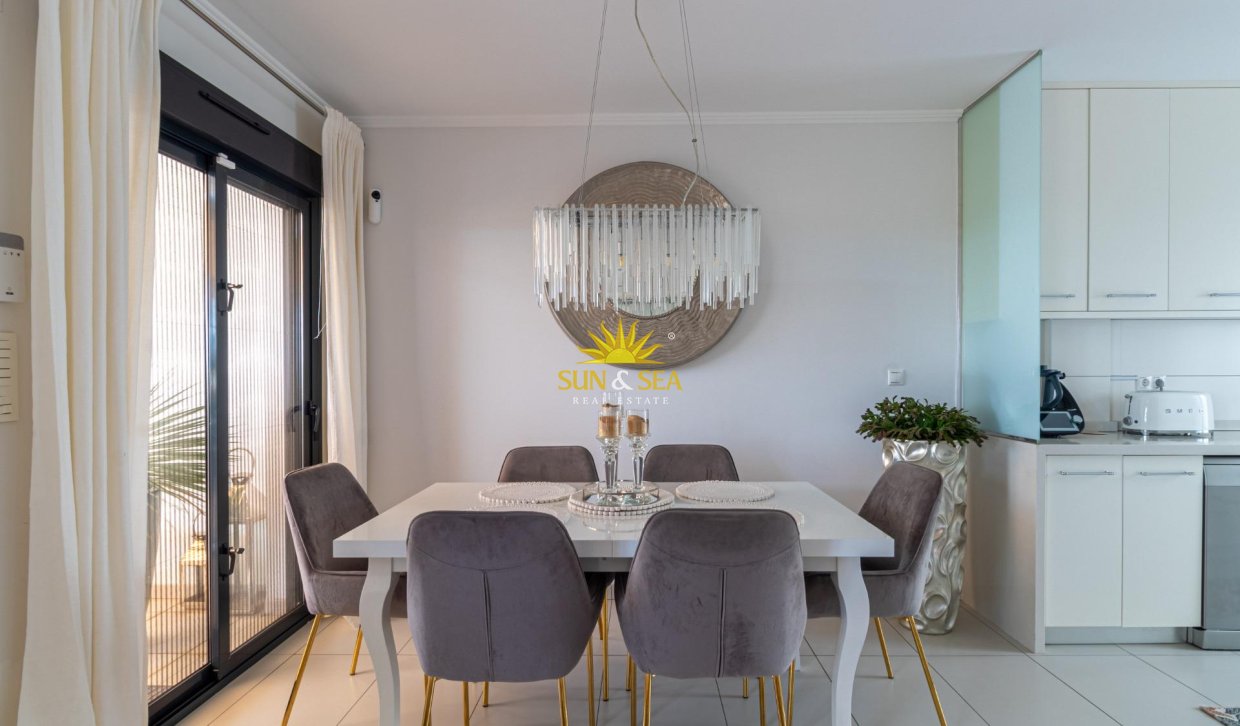 Reventa - Villa / Semi separado - Orihuela Costa - Lomas de Cabo Roig