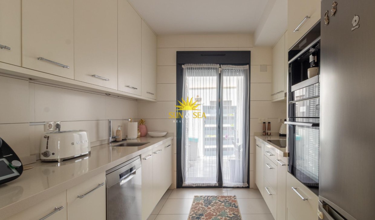 Reventa - Villa / Semi separado - Orihuela Costa - Lomas de Cabo Roig