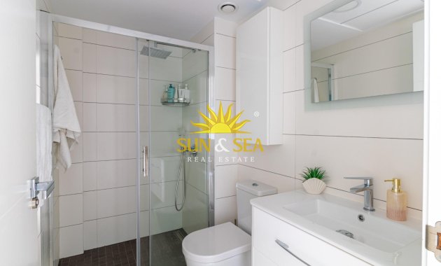 Reventa - Villa / Semi separado - Orihuela Costa - Lomas de Cabo Roig