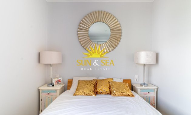 Reventa - Villa / Semi separado - Orihuela Costa - Lomas de Cabo Roig