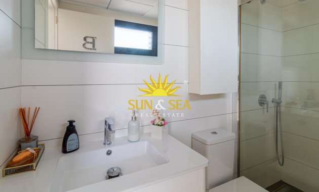 Reventa - Villa / Semi separado - Orihuela Costa - Lomas de Cabo Roig