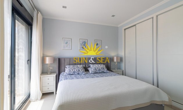 Reventa - Villa / Semi separado - Orihuela Costa - Lomas de Cabo Roig