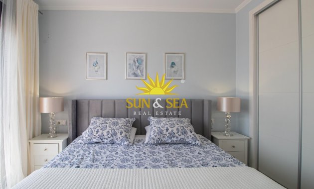 Reventa - Villa / Semi separado - Orihuela Costa - Lomas de Cabo Roig