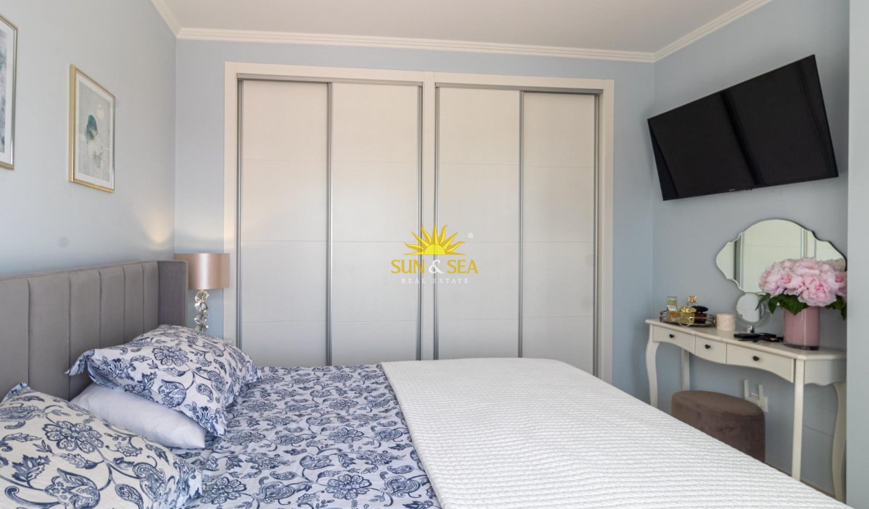 Reventa - Villa / Semi separado - Orihuela Costa - Lomas de Cabo Roig