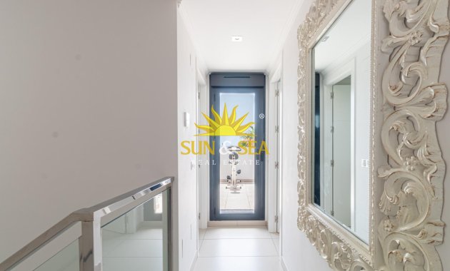 Reventa - Villa / Semi separado - Orihuela Costa - Lomas de Cabo Roig