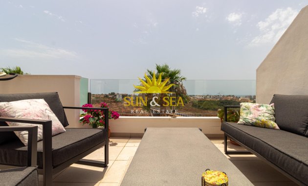 Reventa - Villa / Semi separado - Orihuela Costa - Lomas de Cabo Roig