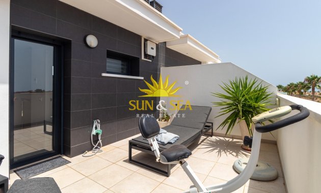 Reventa - Villa / Semi separado - Orihuela Costa - Lomas de Cabo Roig