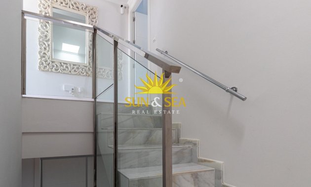 Reventa - Villa / Semi separado - Orihuela Costa - Lomas de Cabo Roig