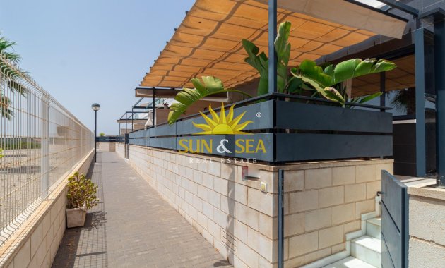 Reventa - Villa / Semi separado - Orihuela Costa - Lomas de Cabo Roig