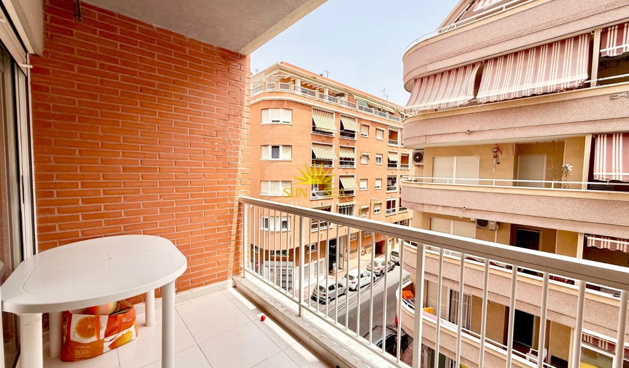 Alquiler a largo plazo - Apartamento - Torrevieja - torrevieja