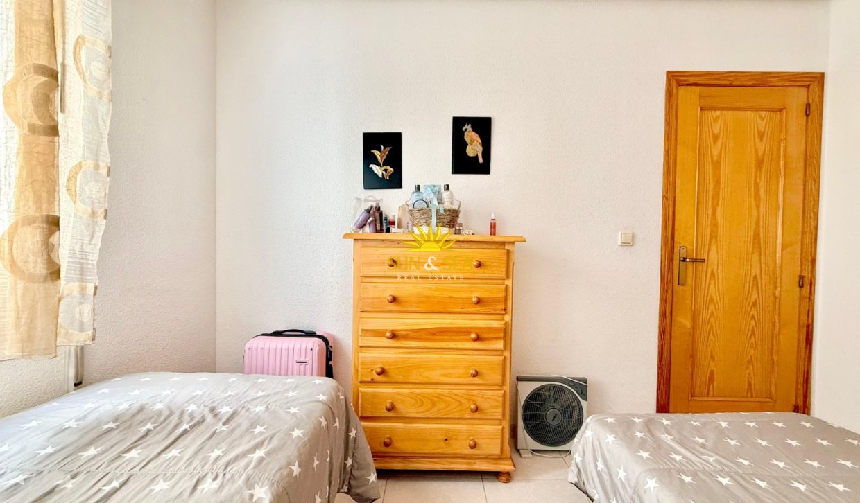 Alquiler a largo plazo - Apartamento - Torrevieja - torrevieja