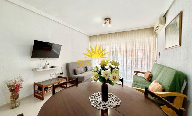 Alquiler a largo plazo - Apartamento - Torrevieja - torrevieja
