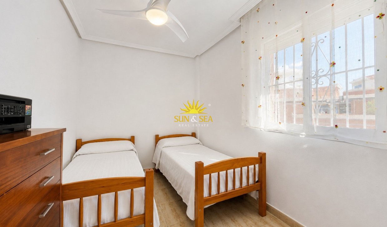 Alquiler a largo plazo - Apartamento - Orihuela Costa - Dehesa de campoamor