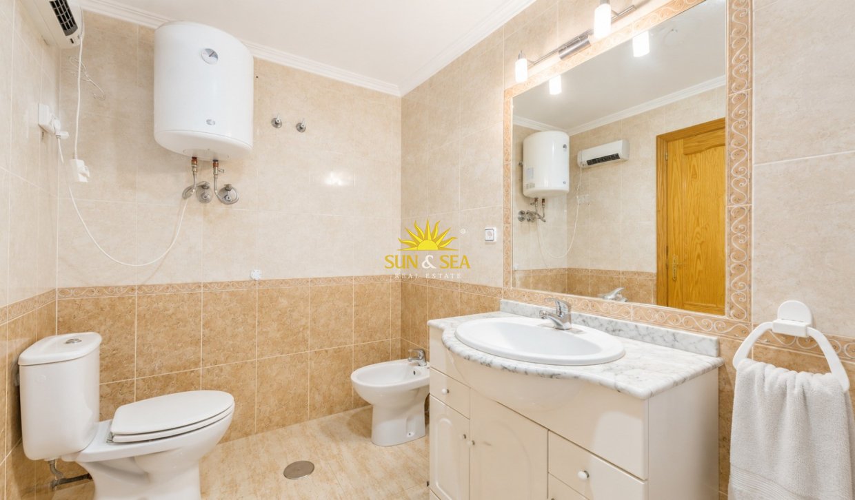 Alquiler a largo plazo - Apartamento - Orihuela Costa - Dehesa de campoamor