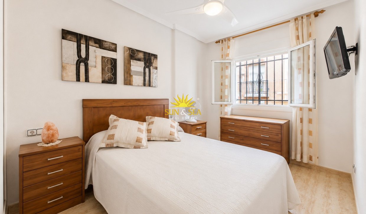 Alquiler a largo plazo - Apartamento - Orihuela Costa - Dehesa de campoamor