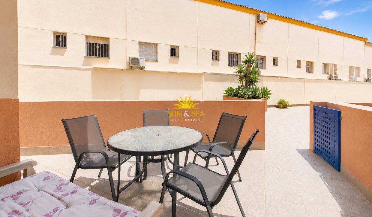 Alquiler a largo plazo - Apartamento - Orihuela Costa - Dehesa de campoamor