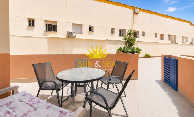 Alquiler a largo plazo - Apartamento - Orihuela Costa - Dehesa de campoamor
