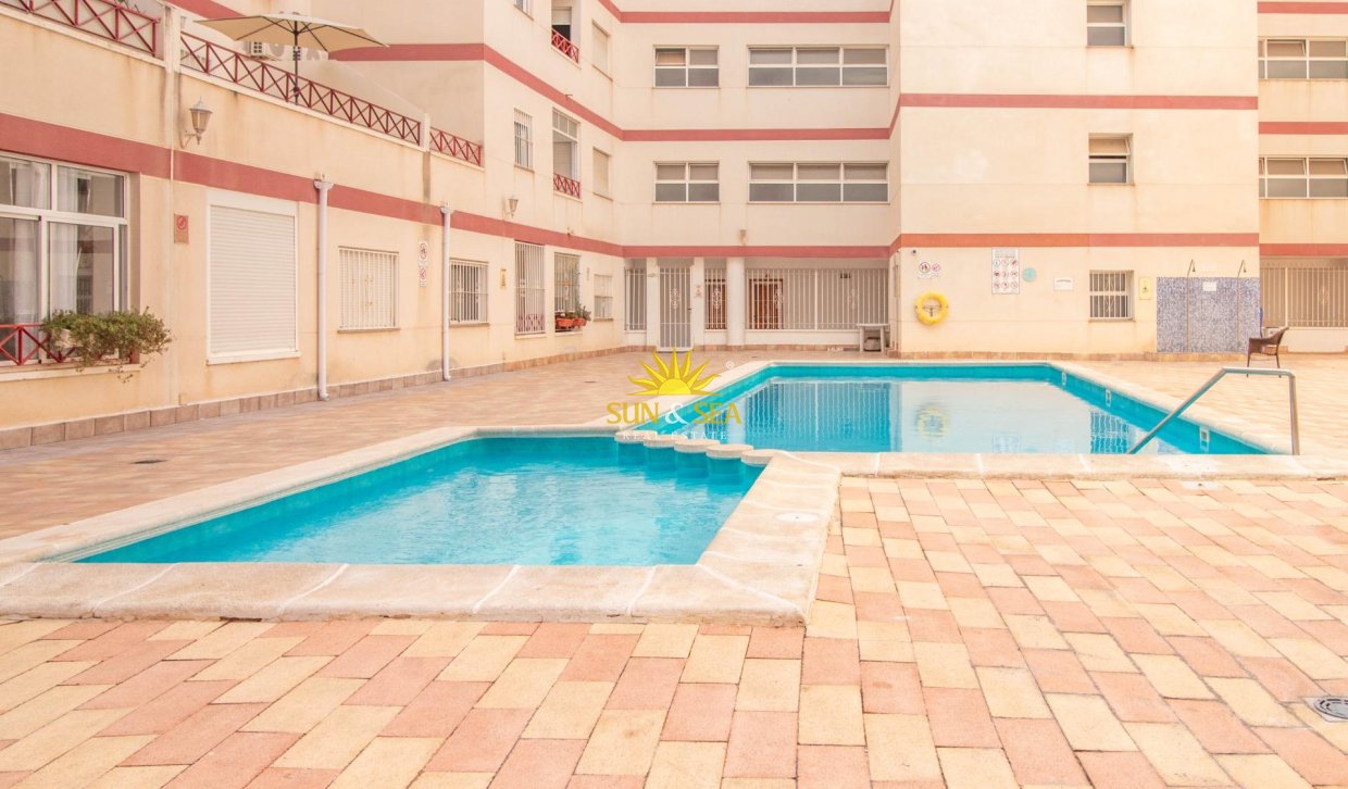 Reventa - Atico - Torrevieja - Centro