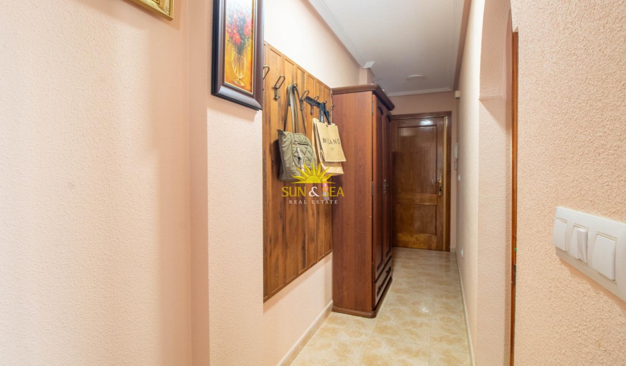 Reventa - Atico - Torrevieja - Centro
