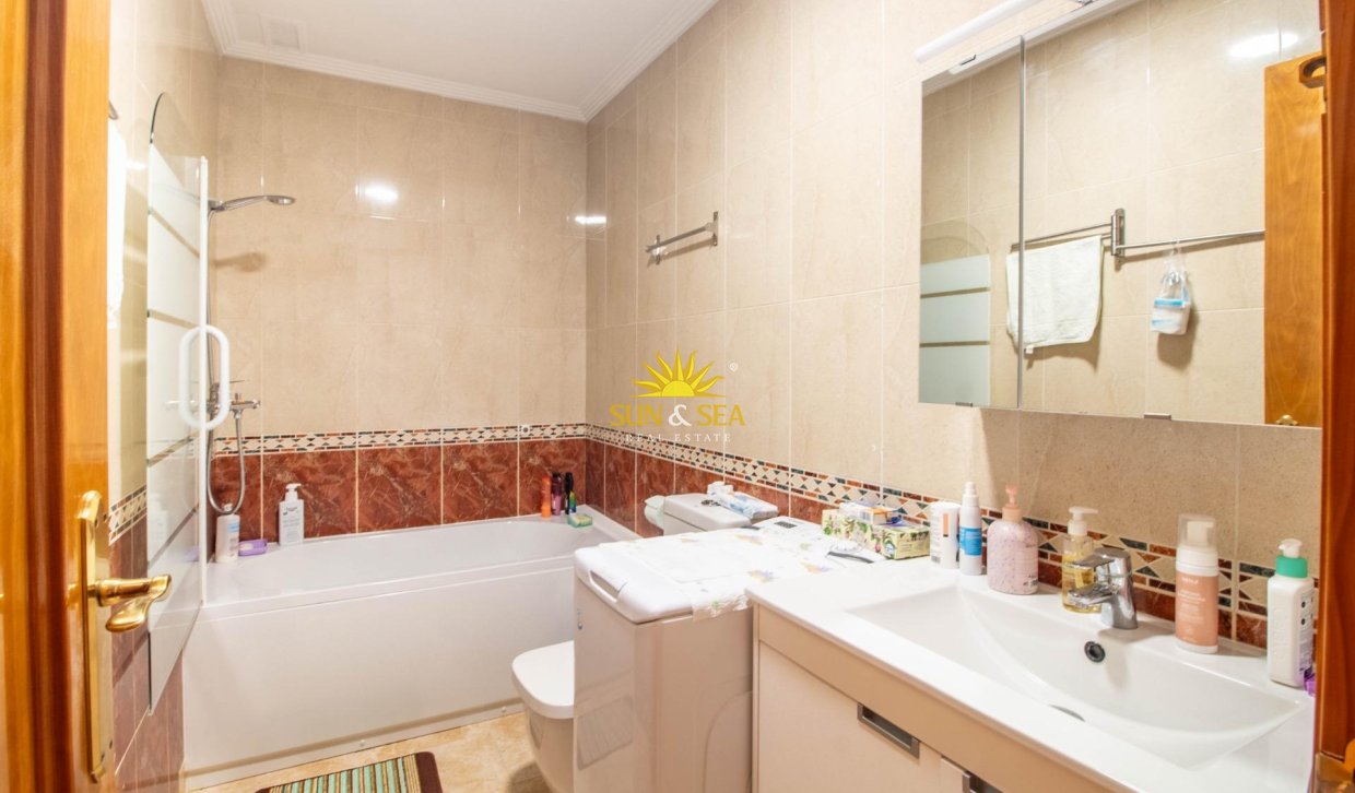 Reventa - Atico - Torrevieja - Centro