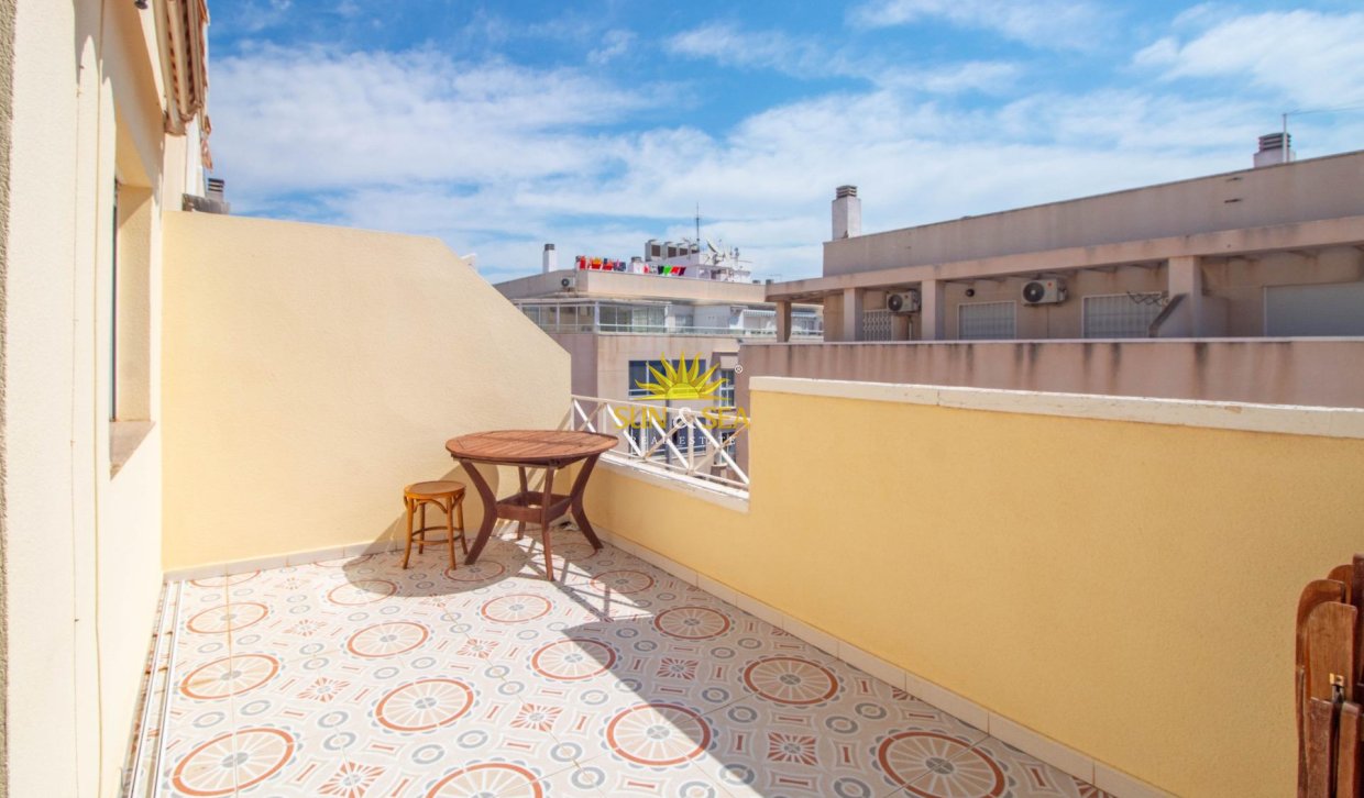 Reventa - Atico - Torrevieja - Centro