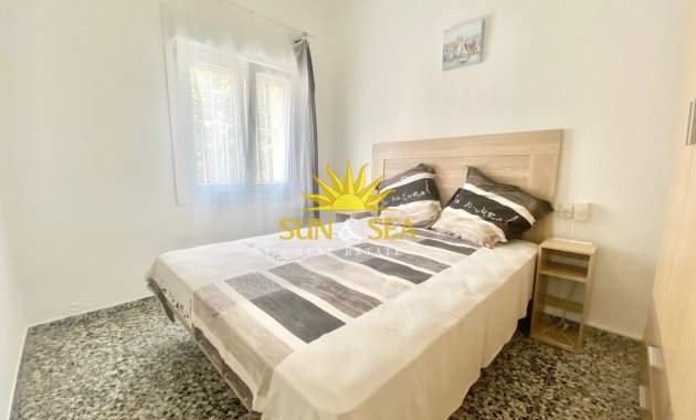 Alquiler a largo plazo - Apartamento - Alicante (Alacant)