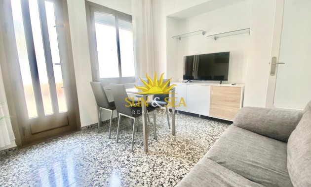 Alquiler a largo plazo - Apartamento - Alicante (Alacant)