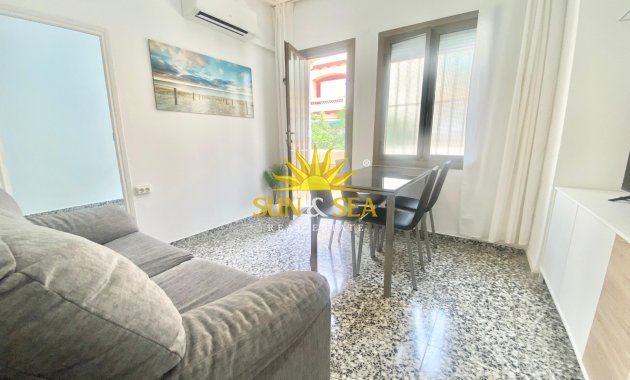 Alquiler a largo plazo - Apartamento - Alicante (Alacant)