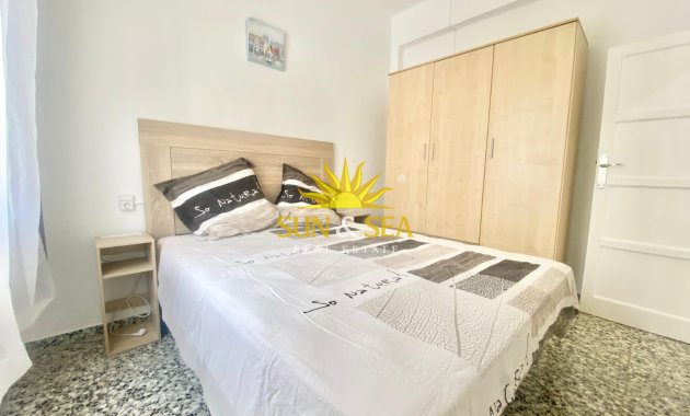 Alquiler a largo plazo - Apartamento - Alicante (Alacant)