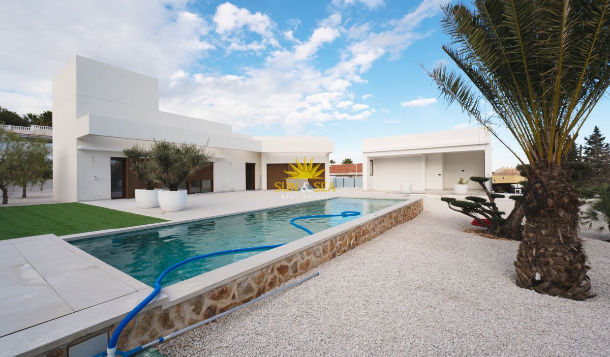 Obra nueva - Chalet - Ciudad quesada