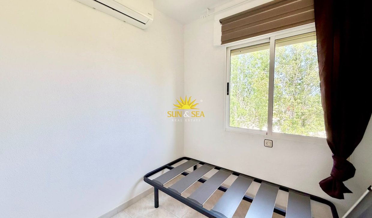 Alquiler a largo plazo - Bungalow - Torrevieja - torrevieja