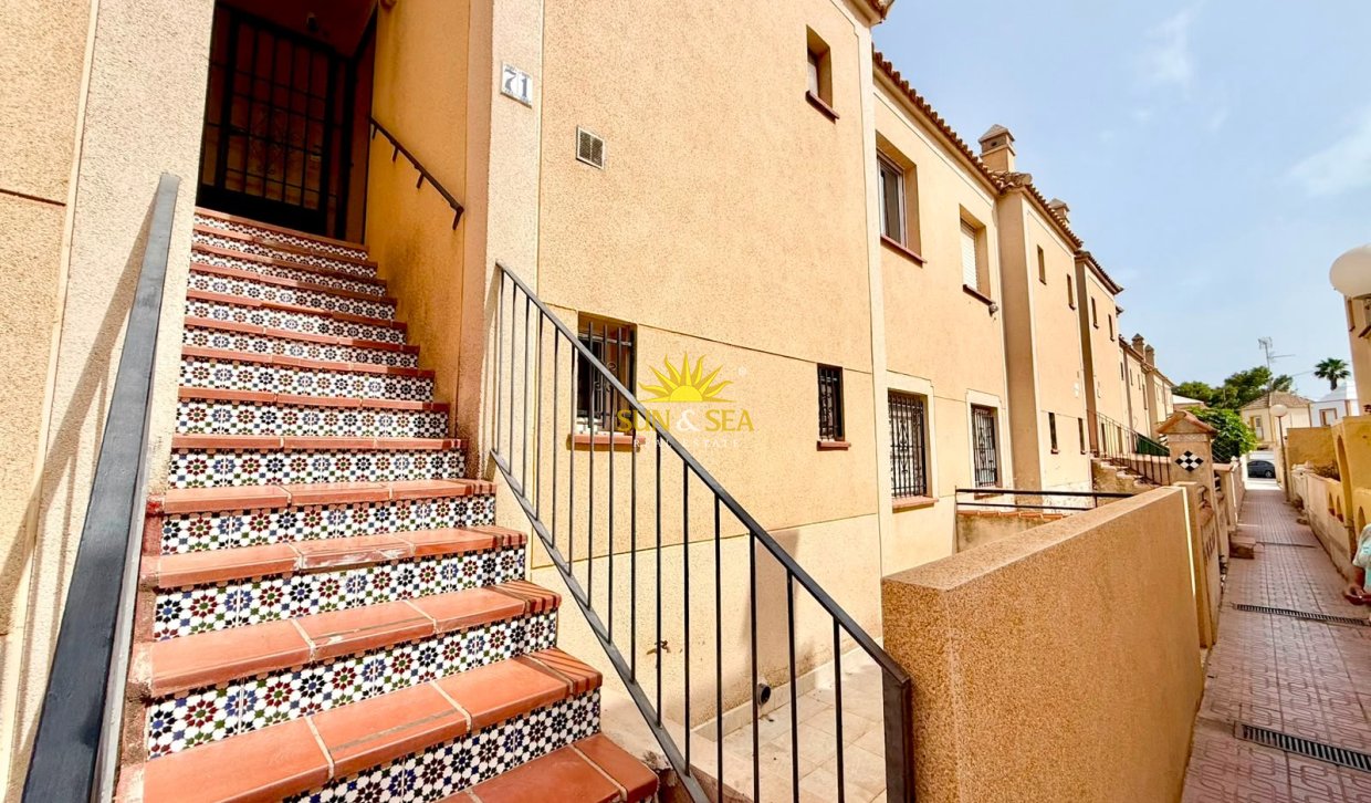 Alquiler a largo plazo - Bungalow - Torrevieja - torrevieja