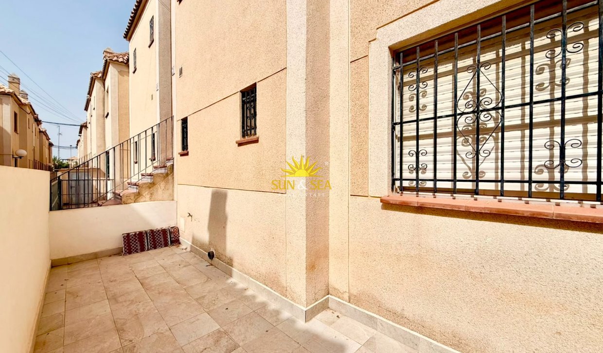 Alquiler a largo plazo - Bungalow - Torrevieja - torrevieja