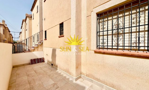 Alquiler a largo plazo - Bungalow - Torrevieja - torrevieja