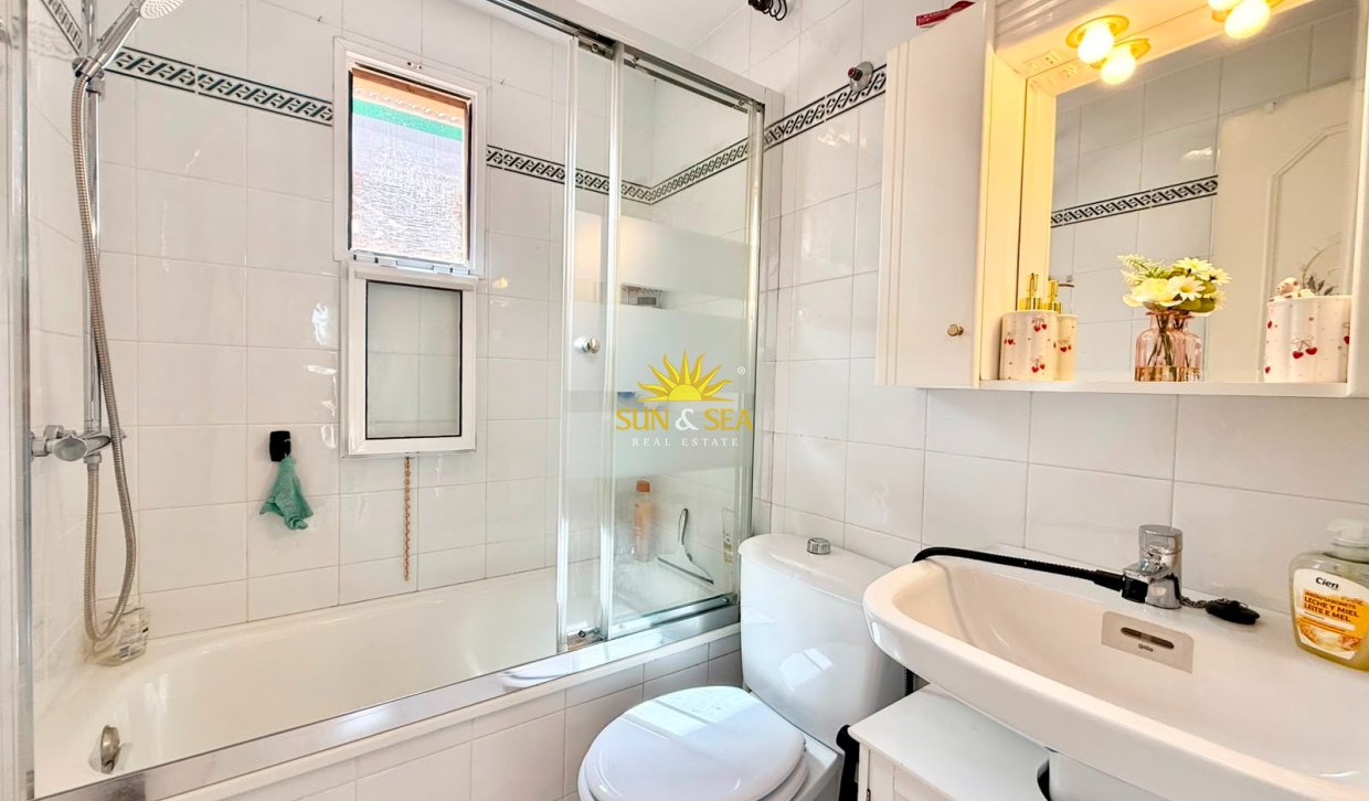 Alquiler a largo plazo - Bungalow - Torrevieja - torrevieja
