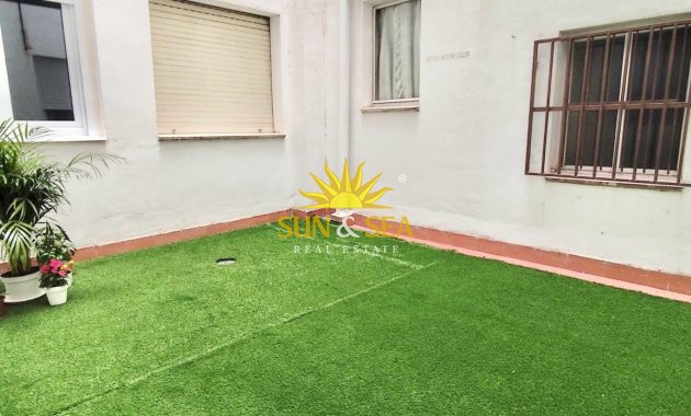 Alquiler a largo plazo - Apartamento - Alicante (Alacant)