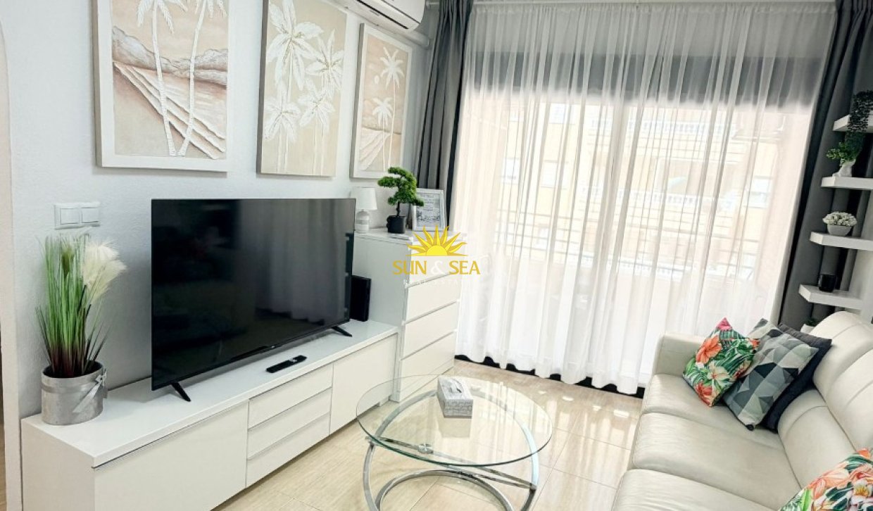 Alquiler a largo plazo - Apartamento - Torrevieja - torrevieja