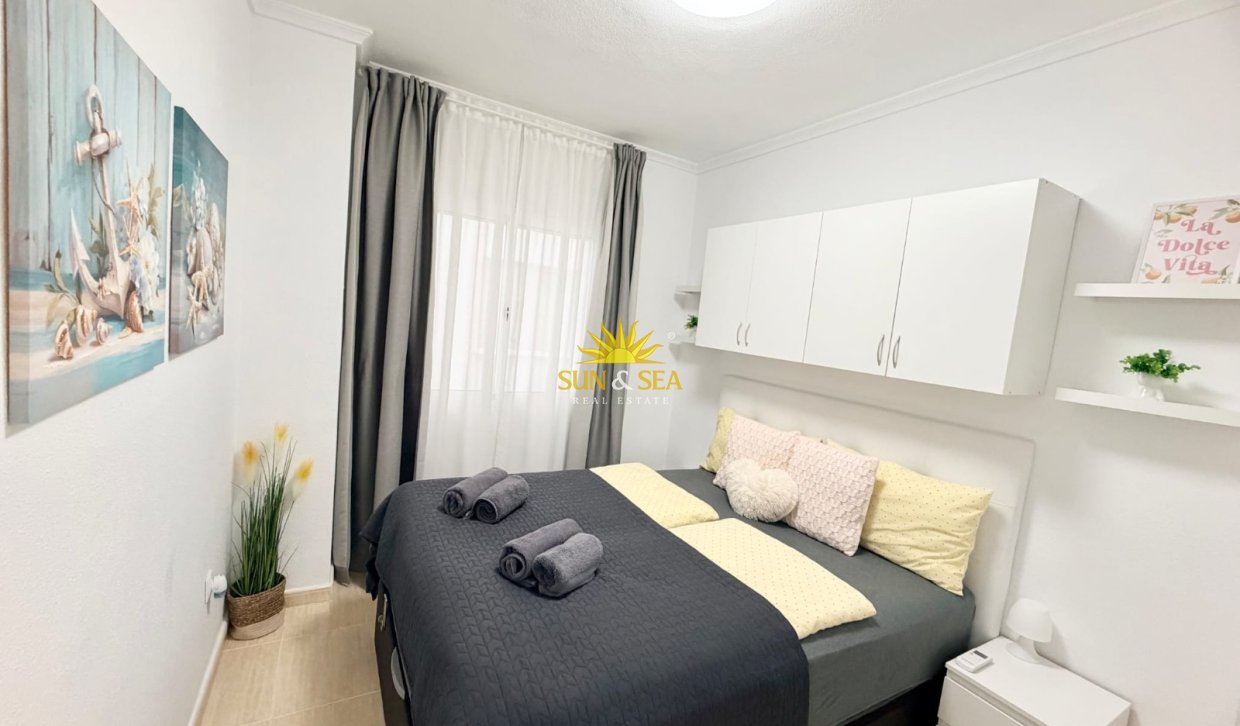 Alquiler a largo plazo - Apartamento - Torrevieja - torrevieja