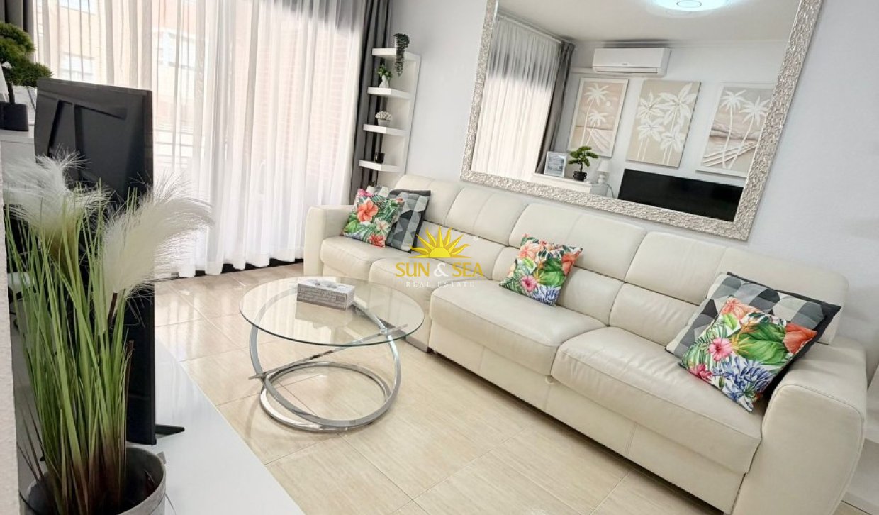 Alquiler a largo plazo - Apartamento - Torrevieja - torrevieja