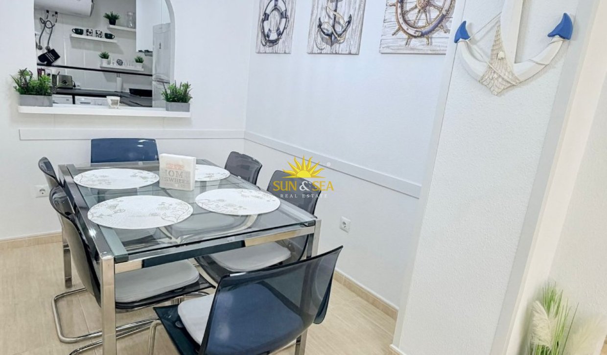 Alquiler a largo plazo - Apartamento - Torrevieja - torrevieja