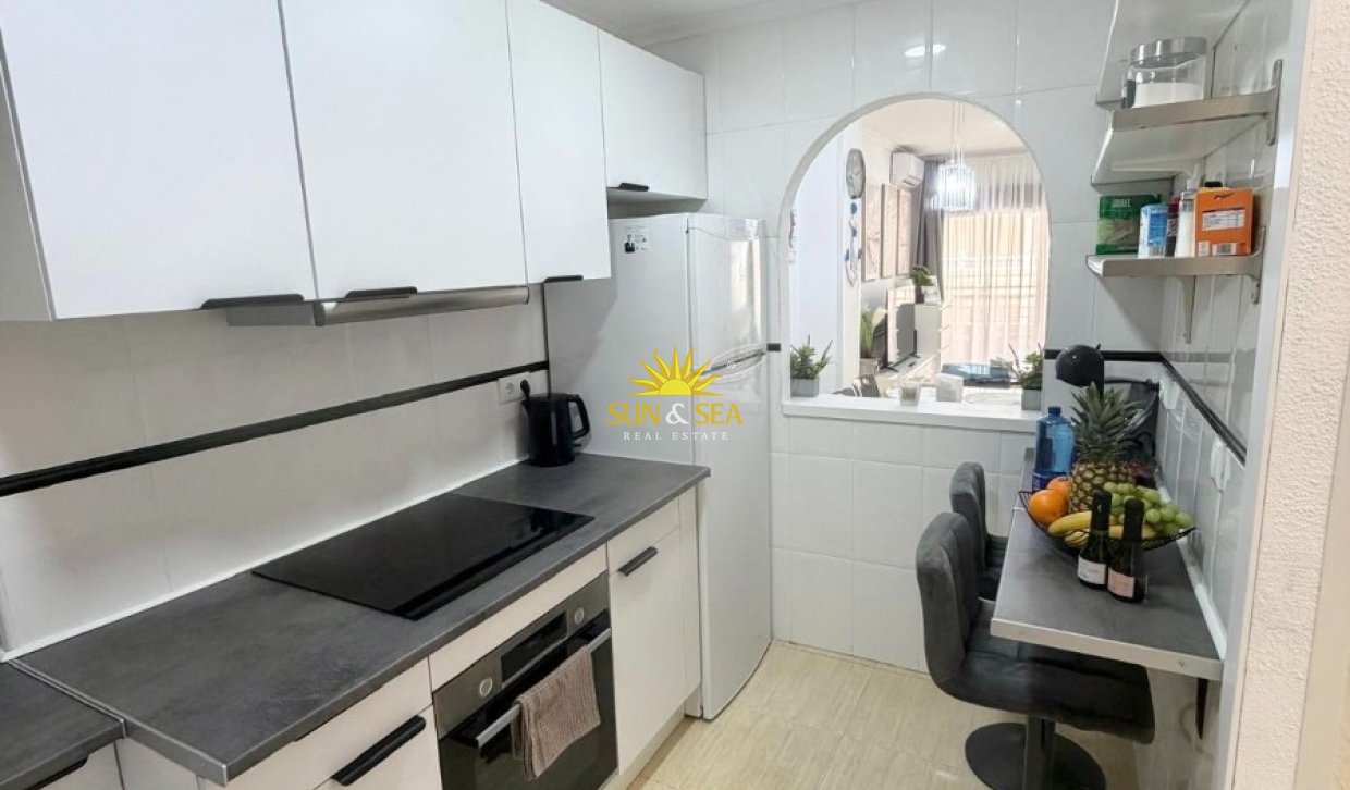 Alquiler a largo plazo - Apartamento - Torrevieja - torrevieja