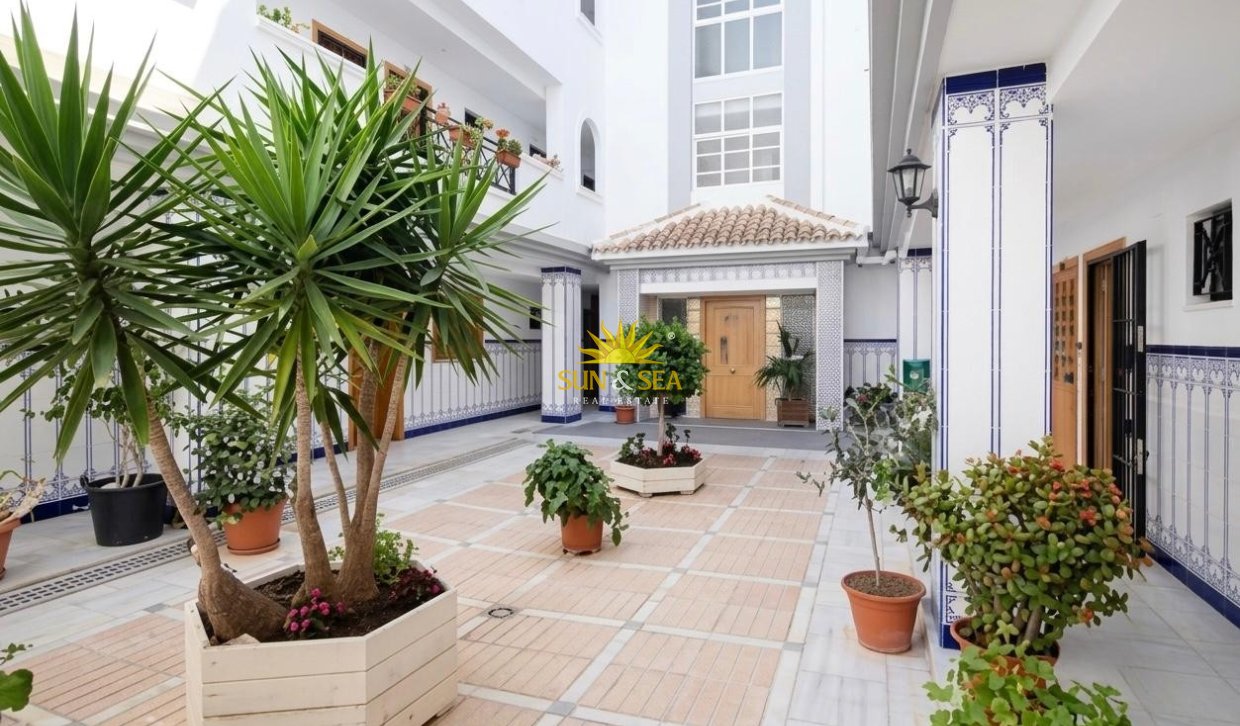 Alquiler a largo plazo - Apartamento - Torrevieja - torrevieja
